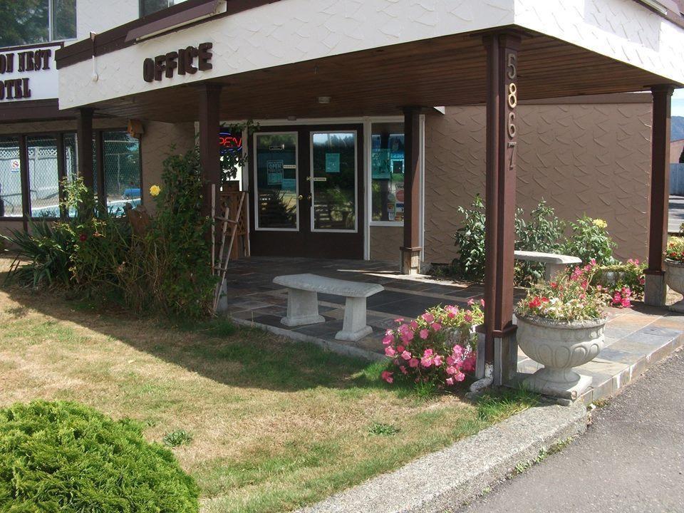 Falcon Nest Motel ダンカン エクステリア 写真